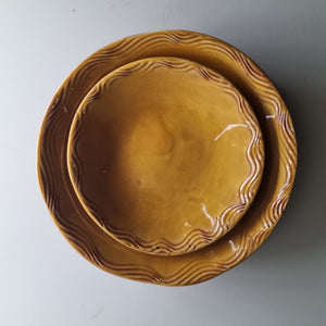 Wavy Press Moulded Plate Rustic